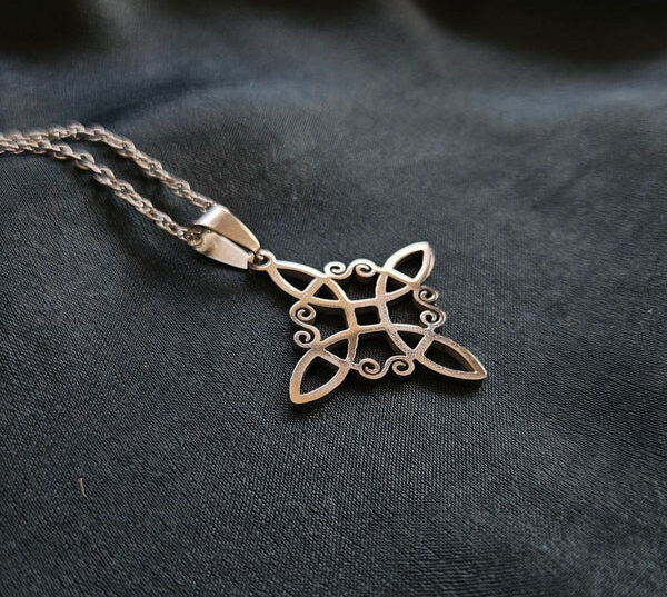 Collana_Nodo_della_Strega_2